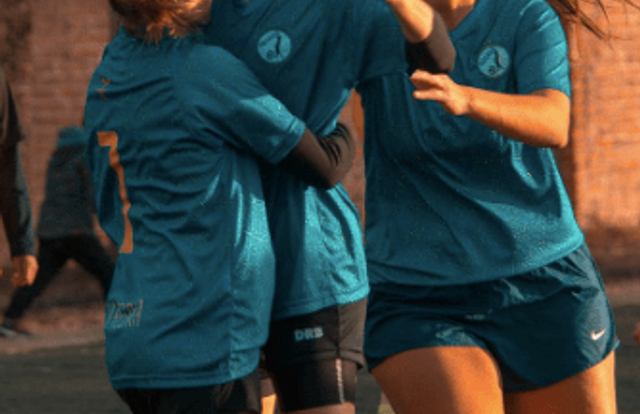 Senior Féminin is a football team. They are using SportEasy, the best web and mobile app to manage any sports team (football, soccer, rugby, basketball, baseball, hockey, volleyball...). Coaches and managers can organize the games and practices or send group messages to their players. Players have convenient access to their schedule or statistics. SportEasy is free and available online and there’s an app for iPhone and Android.