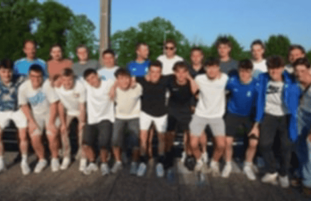 P3 is a football team. They are using SportEasy, the best web and mobile app to manage any sports team (football, soccer, rugby, basketball, baseball, hockey, volleyball...). Coaches and managers can organize the games and practices or send group messages to their players. Players have convenient access to their schedule or statistics. SportEasy is free and available online and there’s an app for iPhone and Android.