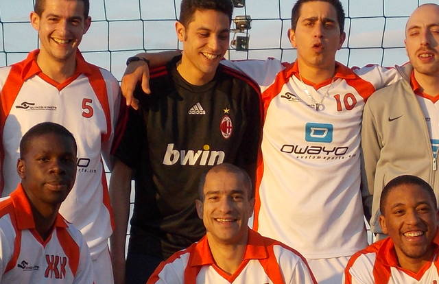 L'équipe FC QUINZE VINGTS A est une équipe de football. Elle utlise SportEasy qui est l'appli de référence pour organiser vos matchs & entraînements et gérer votre équipe de foot, rugby, basket ou tout autre sport. Gratuit, SportEasy est disponible sur le web, sur iPhone et sur Android.