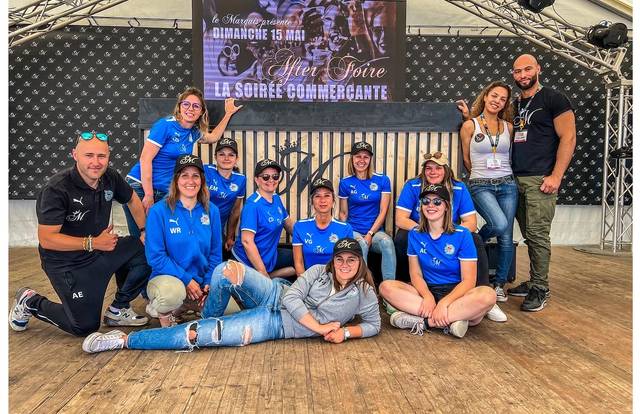 .SENIORS F is a football team. They are using SportEasy, the best web and mobile app to manage any sports team (football, soccer, rugby, basketball, baseball, hockey, volleyball...). Coaches and managers can organize the games and practices or send group messages to their players. Players have convenient access to their schedule or statistics. SportEasy is free and available online and there’s an app for iPhone and Android.