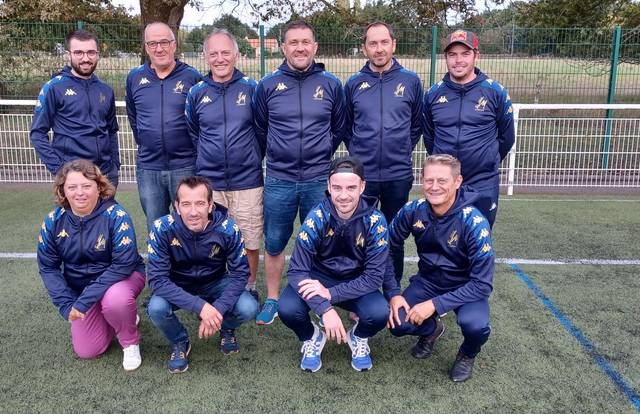 Bureau FCLM is a football team. They are using SportEasy, the best web and mobile app to manage any sports team (football, soccer, rugby, basketball, baseball, hockey, volleyball...). Coaches and managers can organize the games and practices or send group messages to their players. Players have convenient access to their schedule or statistics. SportEasy is free and available online and there’s an app for iPhone and Android.