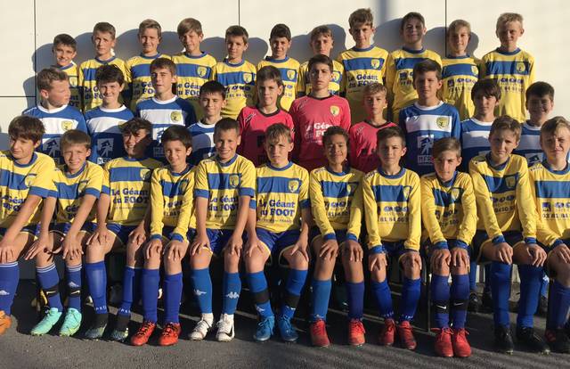 FCVV U13 is a football team. They are using SportEasy, the best web and mobile app to manage any sports team (football, soccer, rugby, basketball, baseball, hockey, volleyball...). Coaches and managers can organize the games and practices or send group messages to their players. Players have convenient access to their schedule or statistics. SportEasy is free and available online and there’s an app for iPhone and Android.