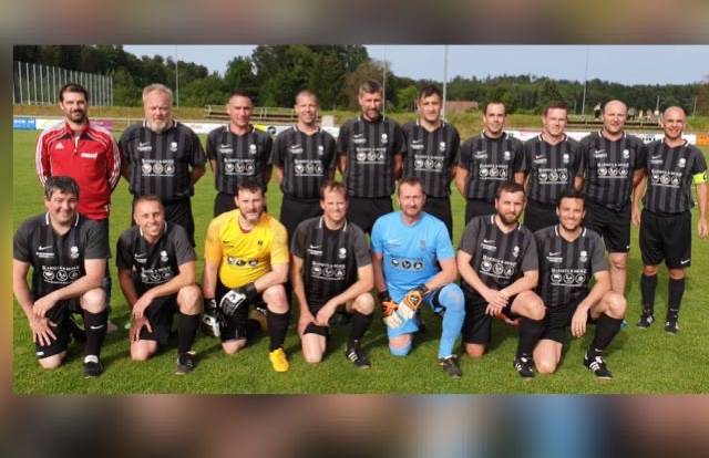 FC Aarberg Senioren 40+ is a football team. They are using SportEasy, the best web and mobile app to manage any sports team (football, soccer, rugby, basketball, baseball, hockey, volleyball...). Coaches and managers can organize the games and practices or send group messages to their players. Players have convenient access to their schedule or statistics. SportEasy is free and available online and there’s an app for iPhone and Android.