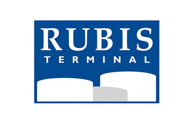 Rubis Terminal FC is a football team. They are using SportEasy, the best web and mobile app to manage any sports team (football, soccer, rugby, basketball, baseball, hockey, volleyball...). Coaches and managers can organize the games and practices or send group messages to their players. Players have convenient access to their schedule or statistics. SportEasy is free and available online and there’s an app for iPhone and Android.