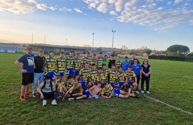 U17 is a rugby team. They are using SportEasy, the best web and mobile app to manage any sports team (football, soccer, rugby, basketball, baseball, hockey, volleyball...). Coaches and managers can organize the games and practices or send group messages to their players. Players have convenient access to their schedule or statistics. SportEasy is free and available online and there’s an app for iPhone and Android.