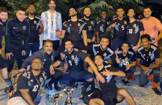 L'équipe DM est une équipe de football. Elle utlise SportEasy qui est l'appli de référence pour organiser vos matchs & entraînements et gérer votre équipe de foot, rugby, basket ou tout autre sport. Gratuit, SportEasy est disponible sur le web, sur iPhone et sur Android.