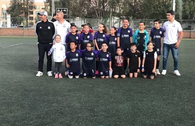 AZALEAS F.C. "A" is a football team. They are using SportEasy, the best web and mobile app to manage any sports team (football, soccer, rugby, basketball, baseball, hockey, volleyball...). Coaches and managers can organize the games and practices or send group messages to their players. Players have convenient access to their schedule or statistics. SportEasy is free and available online and there’s an app for iPhone and Android.