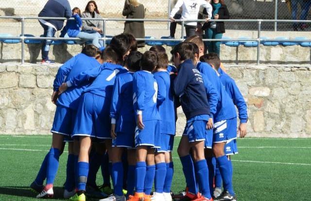 CD ZONA NORTE (CADETE A) is a football team. They are using SportEasy, the best web and mobile app to manage any sports team (football, soccer, rugby, basketball, baseball, hockey, volleyball...). Coaches and managers can organize the games and practices or send group messages to their players. Players have convenient access to their schedule or statistics. SportEasy is free and available online and there’s an app for iPhone and Android.