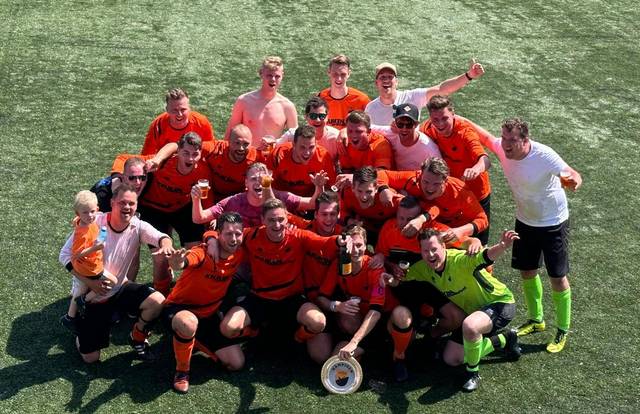 Altior 2 is a football team. They are using SportEasy, the best web and mobile app to manage any sports team (football, soccer, rugby, basketball, baseball, hockey, volleyball...). Coaches and managers can organize the games and practices or send group messages to their players. Players have convenient access to their schedule or statistics. SportEasy is free and available online and there’s an app for iPhone and Android.