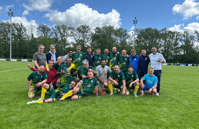 NOGENT LE ROI is a football team. They are using SportEasy, the best web and mobile app to manage any sports team (football, soccer, rugby, basketball, baseball, hockey, volleyball...). Coaches and managers can organize the games and practices or send group messages to their players. Players have convenient access to their schedule or statistics. SportEasy is free and available online and there’s an app for iPhone and Android.