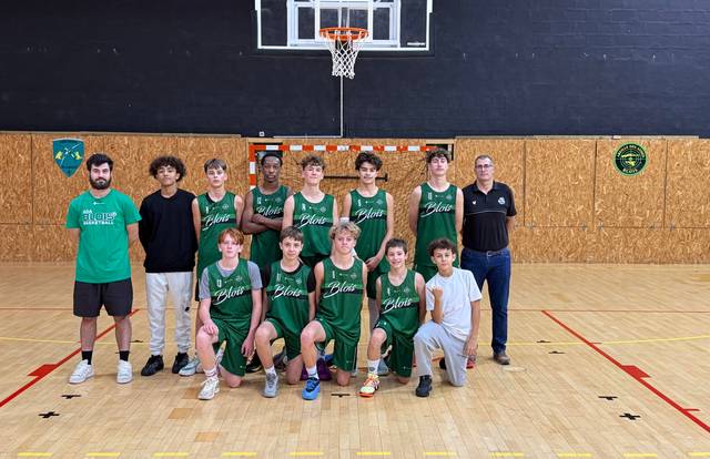 U15-M-2  Région (Antonin) is a basket team. They are using SportEasy, the best web and mobile app to manage any sports team (football, soccer, rugby, basketball, baseball, hockey, volleyball...). Coaches and managers can organize the games and practices or send group messages to their players. Players have convenient access to their schedule or statistics. SportEasy is free and available online and there’s an app for iPhone and Android.