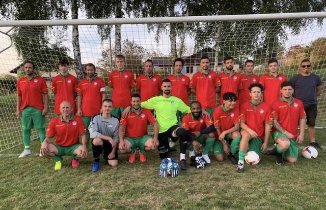 5 liga is a football team. They are using SportEasy, the best web and mobile app to manage any sports team (football, soccer, rugby, basketball, baseball, hockey, volleyball...). Coaches and managers can organize the games and practices or send group messages to their players. Players have convenient access to their schedule or statistics. SportEasy is free and available online and there’s an app for iPhone and Android.