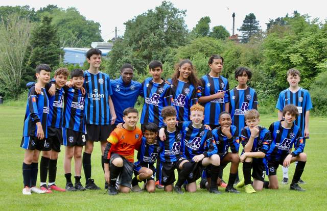 L'équipe Coulsdon Athletic Panthers est une équipe de football. Elle utlise SportEasy qui est l'appli de référence pour organiser vos matchs & entraînements et gérer votre équipe de foot, rugby, basket ou tout autre sport. Gratuit, SportEasy est disponible sur le web, sur iPhone et sur Android.