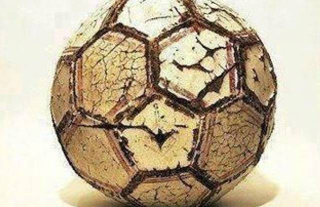 RODILLONES FC is a football team. They are using SportEasy, the best web and mobile app to manage any sports team (football, soccer, rugby, basketball, baseball, hockey, volleyball...). Coaches and managers can organize the games and practices or send group messages to their players. Players have convenient access to their schedule or statistics. SportEasy is free and available online and there’s an app for iPhone and Android.