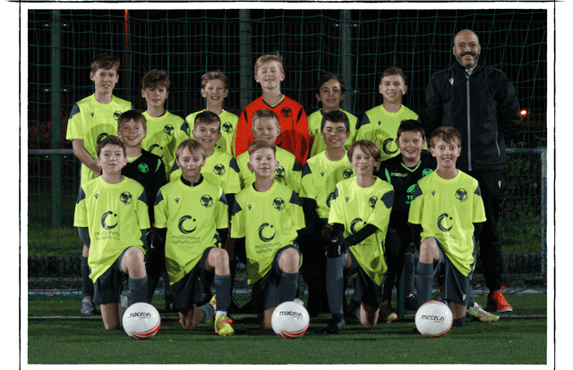 SR Incourt U14 is a football team. They are using SportEasy, the best web and mobile app to manage any sports team (football, soccer, rugby, basketball, baseball, hockey, volleyball...). Coaches and managers can organize the games and practices or send group messages to their players. Players have convenient access to their schedule or statistics. SportEasy is free and available online and there’s an app for iPhone and Android.