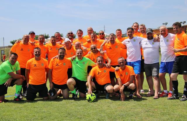 RC PRESLES is a football team. They are using SportEasy, the best web and mobile app to manage any sports team (football, soccer, rugby, basketball, baseball, hockey, volleyball...). Coaches and managers can organize the games and practices or send group messages to their players. Players have convenient access to their schedule or statistics. SportEasy is free and available online and there’s an app for iPhone and Android.