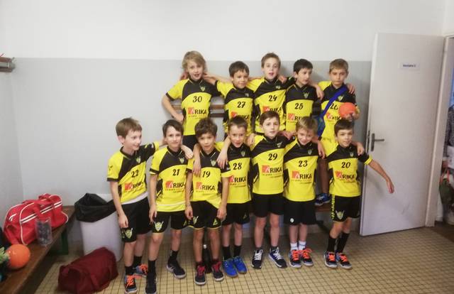 ARHB-U10M is a handball team. They are using SportEasy, the best web and mobile app to manage any sports team (football, soccer, rugby, basketball, baseball, hockey, volleyball...). Coaches and managers can organize the games and practices or send group messages to their players. Players have convenient access to their schedule or statistics. SportEasy is free and available online and there’s an app for iPhone and Android.