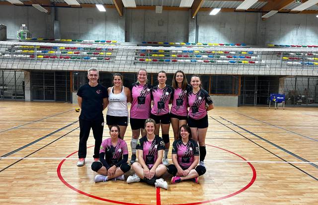 RÉGIONAL F is a volley team. They are using SportEasy, the best web and mobile app to manage any sports team (football, soccer, rugby, basketball, baseball, hockey, volleyball...). Coaches and managers can organize the games and practices or send group messages to their players. Players have convenient access to their schedule or statistics. SportEasy is free and available online and there’s an app for iPhone and Android.