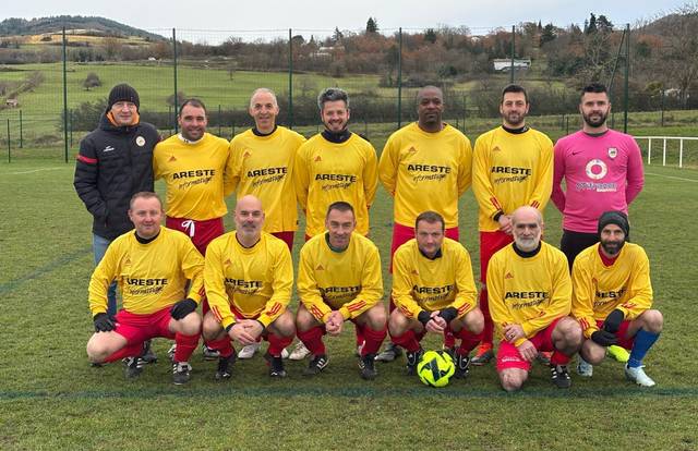 L'équipe Vétérans est une équipe de football. Elle utlise SportEasy qui est l'appli de référence pour organiser vos matchs & entraînements et gérer votre équipe de foot, rugby, basket ou tout autre sport. Gratuit, SportEasy est disponible sur le web, sur iPhone et sur Android.