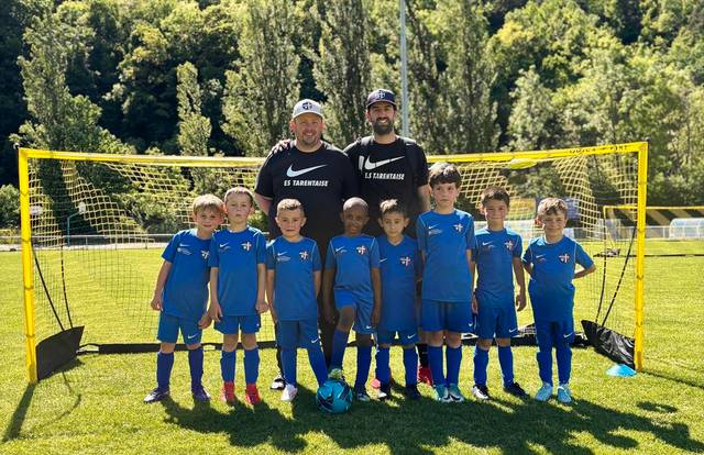 U6/U7 is a football team. They are using SportEasy, the best web and mobile app to manage any sports team (football, soccer, rugby, basketball, baseball, hockey, volleyball...). Coaches and managers can organize the games and practices or send group messages to their players. Players have convenient access to their schedule or statistics. SportEasy is free and available online and there’s an app for iPhone and Android.