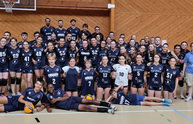 L'équipe Club est une équipe de volley. Elle utlise SportEasy qui est l'appli de référence pour organiser vos matchs & entraînements et gérer votre équipe de foot, rugby, basket ou tout autre sport. Gratuit, SportEasy est disponible sur le web, sur iPhone et sur Android.