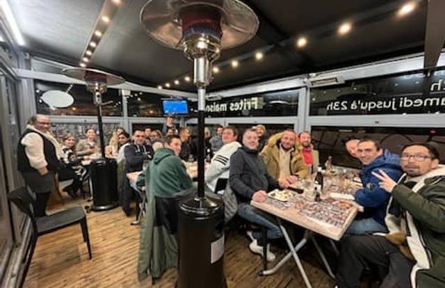 Vétérans is a football team. They are using SportEasy, the best web and mobile app to manage any sports team (football, soccer, rugby, basketball, baseball, hockey, volleyball...). Coaches and managers can organize the games and practices or send group messages to their players. Players have convenient access to their schedule or statistics. SportEasy is free and available online and there’s an app for iPhone and Android.