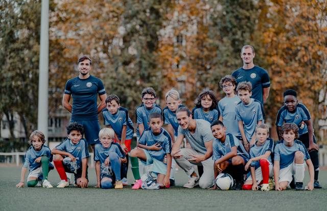 U12/U13 is a football team. They are using SportEasy, the best web and mobile app to manage any sports team (football, soccer, rugby, basketball, baseball, hockey, volleyball...). Coaches and managers can organize the games and practices or send group messages to their players. Players have convenient access to their schedule or statistics. SportEasy is free and available online and there’s an app for iPhone and Android.