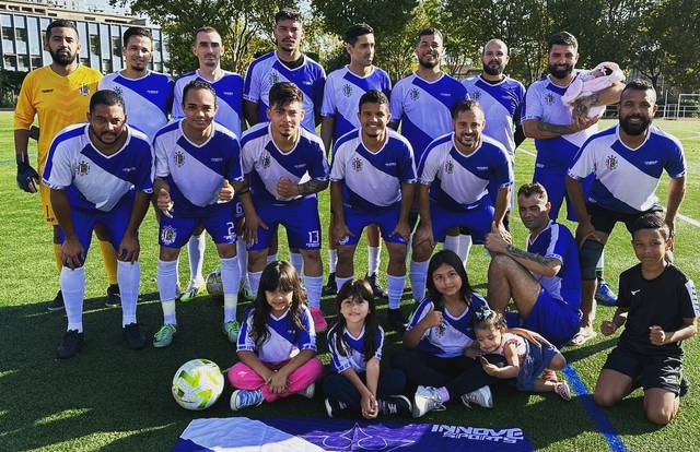 L'équipe MR PARIS FC est une équipe de football. Elle utlise SportEasy qui est l'appli de référence pour organiser vos matchs & entraînements et gérer votre équipe de foot, rugby, basket ou tout autre sport. Gratuit, SportEasy est disponible sur le web, sur iPhone et sur Android.