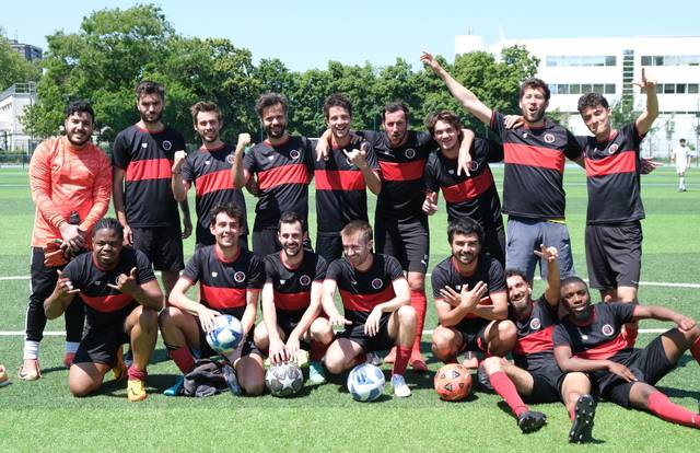 L'équipe Tôhô FC est une équipe de football. Elle utlise SportEasy qui est l'appli de référence pour organiser vos matchs & entraînements et gérer votre équipe de foot, rugby, basket ou tout autre sport. Gratuit, SportEasy est disponible sur le web, sur iPhone et sur Android.