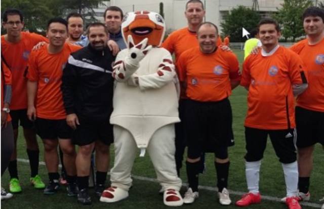 ESPRIT FOOT is a football team. They are using SportEasy, the best web and mobile app to manage any sports team (football, soccer, rugby, basketball, baseball, hockey, volleyball...). Coaches and managers can organize the games and practices or send group messages to their players. Players have convenient access to their schedule or statistics. SportEasy is free and available online and there’s an app for iPhone and Android.