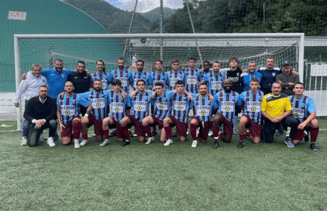 Fc Sori 71 - 1a Cat. is a football team. They are using SportEasy, the best web and mobile app to manage any sports team (football, soccer, rugby, basketball, baseball, hockey, volleyball...). Coaches and managers can organize the games and practices or send group messages to their players. Players have convenient access to their schedule or statistics. SportEasy is free and available online and there’s an app for iPhone and Android.