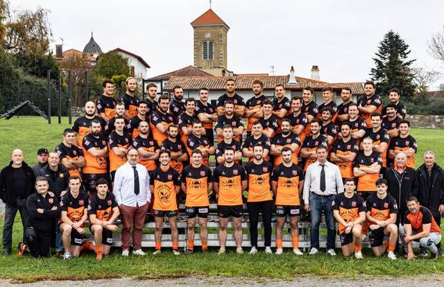 US BARDOS M+18 is a rugby team. They are using SportEasy, the best web and mobile app to manage any sports team (football, soccer, rugby, basketball, baseball, hockey, volleyball...). Coaches and managers can organize the games and practices or send group messages to their players. Players have convenient access to their schedule or statistics. SportEasy is free and available online and there’s an app for iPhone and Android.