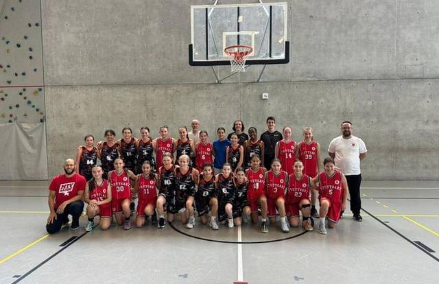 HELIOS BASKET is a basket team. They are using SportEasy, the best web and mobile app to manage any sports team (football, soccer, rugby, basketball, baseball, hockey, volleyball...). Coaches and managers can organize the games and practices or send group messages to their players. Players have convenient access to their schedule or statistics. SportEasy is free and available online and there’s an app for iPhone and Android.