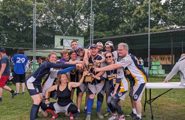 L'équipe Sea Dogs Lannion est une équipe de baseball. Elle utlise SportEasy qui est l'appli de référence pour organiser vos matchs & entraînements et gérer votre équipe de foot, rugby, basket ou tout autre sport. Gratuit, SportEasy est disponible sur le web, sur iPhone et sur Android.