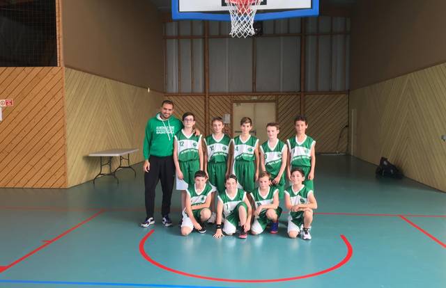 Benjamins U13M AS MESNIL ST DENIS BASKET is a basket team. They are using SportEasy, the best web and mobile app to manage any sports team (football, soccer, rugby, basketball, baseball, hockey, volleyball...). Coaches and managers can organize the games and practices or send group messages to their players. Players have convenient access to their schedule or statistics. SportEasy is free and available online and there’s an app for iPhone and Android.