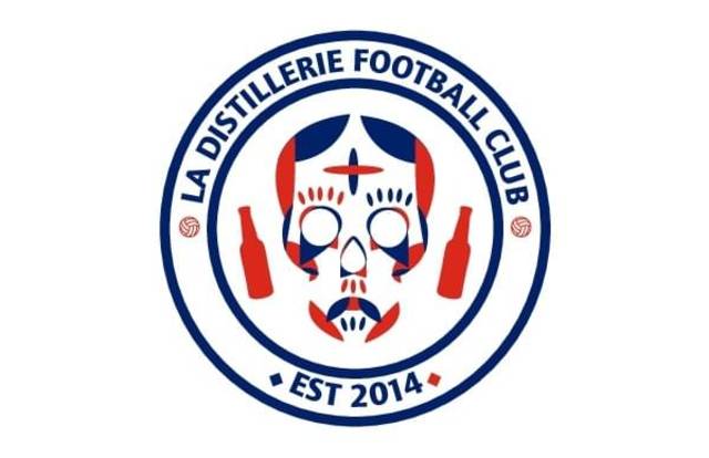 A is a football team. They are using SportEasy, the best web and mobile app to manage any sports team (football, soccer, rugby, basketball, baseball, hockey, volleyball...). Coaches and managers can organize the games and practices or send group messages to their players. Players have convenient access to their schedule or statistics. SportEasy is free and available online and there’s an app for iPhone and Android.