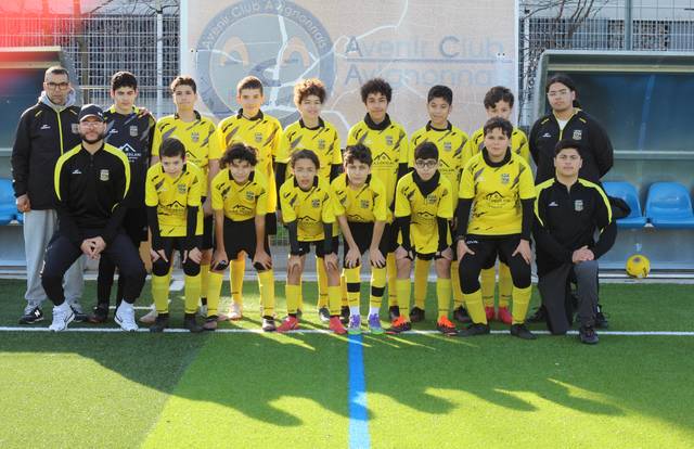 racing club montfavet is a football team. They are using SportEasy, the best web and mobile app to manage any sports team (football, soccer, rugby, basketball, baseball, hockey, volleyball...). Coaches and managers can organize the games and practices or send group messages to their players. Players have convenient access to their schedule or statistics. SportEasy is free and available online and there’s an app for iPhone and Android.