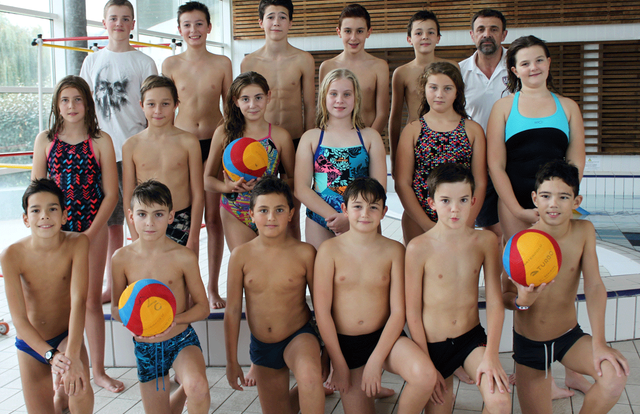 U13 Honneur is a water_polo team. They are using SportEasy, the best web and mobile app to manage any sports team (football, soccer, rugby, basketball, baseball, hockey, volleyball...). Coaches and managers can organize the games and practices or send group messages to their players. Players have convenient access to their schedule or statistics. SportEasy is free and available online and there’s an app for iPhone and Android.