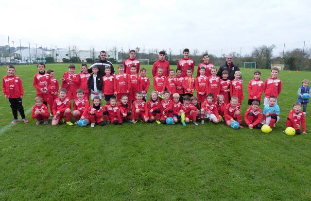 EA St Renan is a football team. They are using SportEasy, the best web and mobile app to manage any sports team (football, soccer, rugby, basketball, baseball, hockey, volleyball...). Coaches and managers can organize the games and practices or send group messages to their players. Players have convenient access to their schedule or statistics. SportEasy is free and available online and there’s an app for iPhone and Android.