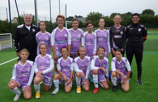 GFP U14/U15 is a football team. They are using SportEasy, the best web and mobile app to manage any sports team (football, soccer, rugby, basketball, baseball, hockey, volleyball...). Coaches and managers can organize the games and practices or send group messages to their players. Players have convenient access to their schedule or statistics. SportEasy is free and available online and there’s an app for iPhone and Android.