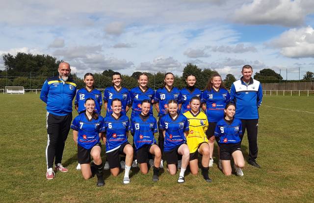 Seniors Féminines is a football team. They are using SportEasy, the best web and mobile app to manage any sports team (football, soccer, rugby, basketball, baseball, hockey, volleyball...). Coaches and managers can organize the games and practices or send group messages to their players. Players have convenient access to their schedule or statistics. SportEasy is free and available online and there’s an app for iPhone and Android.