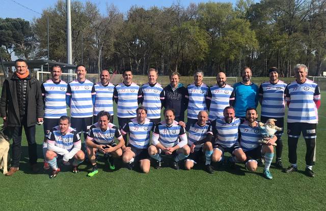 BACCHUS + 40 ans is a football team. They are using SportEasy, the best web and mobile app to manage any sports team (football, soccer, rugby, basketball, baseball, hockey, volleyball...). Coaches and managers can organize the games and practices or send group messages to their players. Players have convenient access to their schedule or statistics. SportEasy is free and available online and there’s an app for iPhone and Android.