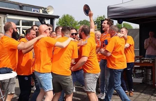 L'équipe DVC Dedemsvaart 2 est une équipe de football. Elle utlise SportEasy qui est l'appli de référence pour organiser vos matchs & entraînements et gérer votre équipe de foot, rugby, basket ou tout autre sport. Gratuit, SportEasy est disponible sur le web, sur iPhone et sur Android.