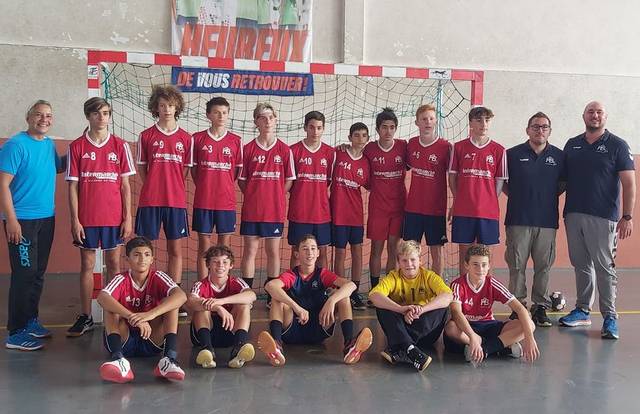 HBC MONTECH -15G is a handball team. They are using SportEasy, the best web and mobile app to manage any sports team (football, soccer, rugby, basketball, baseball, hockey, volleyball...). Coaches and managers can organize the games and practices or send group messages to their players. Players have convenient access to their schedule or statistics. SportEasy is free and available online and there’s an app for iPhone and Android.