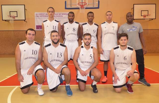 Alsace De Bagnolet SM1 is a basket team. They are using SportEasy, the best web and mobile app to manage any sports team (football, soccer, rugby, basketball, baseball, hockey, volleyball...). Coaches and managers can organize the games and practices or send group messages to their players. Players have convenient access to their schedule or statistics. SportEasy is free and available online and there’s an app for iPhone and Android.