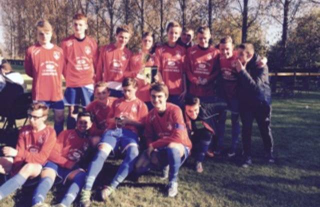 FC La Chapelle d'Armentières is a football team. They are using SportEasy, the best web and mobile app to manage any sports team (football, soccer, rugby, basketball, baseball, hockey, volleyball...). Coaches and managers can organize the games and practices or send group messages to their players. Players have convenient access to their schedule or statistics. SportEasy is free and available online and there’s an app for iPhone and Android.