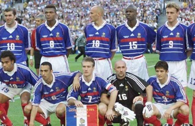 Talentsoft Learning is a football team. They are using SportEasy, the best web and mobile app to manage any sports team (football, soccer, rugby, basketball, baseball, hockey, volleyball...). Coaches and managers can organize the games and practices or send group messages to their players. Players have convenient access to their schedule or statistics. SportEasy is free and available online and there’s an app for iPhone and Android.