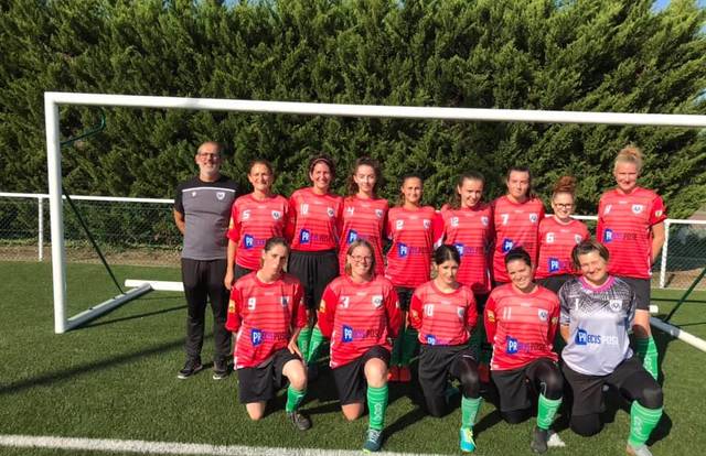 Seniors Féminines is a football team. They are using SportEasy, the best web and mobile app to manage any sports team (football, soccer, rugby, basketball, baseball, hockey, volleyball...). Coaches and managers can organize the games and practices or send group messages to their players. Players have convenient access to their schedule or statistics. SportEasy is free and available online and there’s an app for iPhone and Android.