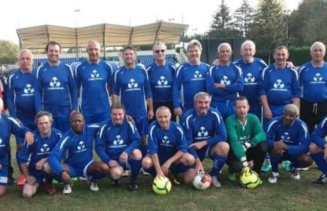 ANNET/St THIBAULT/THORIGNY is a football team. They are using SportEasy, the best web and mobile app to manage any sports team (football, soccer, rugby, basketball, baseball, hockey, volleyball...). Coaches and managers can organize the games and practices or send group messages to their players. Players have convenient access to their schedule or statistics. SportEasy is free and available online and there’s an app for iPhone and Android.