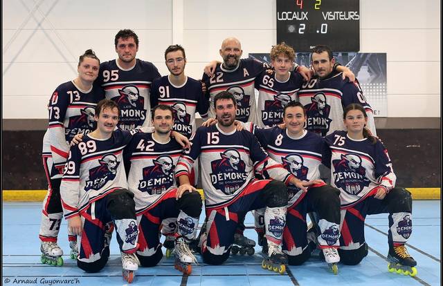 Nationale 3 is a roller_hockey team. They are using SportEasy, the best web and mobile app to manage any sports team (football, soccer, rugby, basketball, baseball, hockey, volleyball...). Coaches and managers can organize the games and practices or send group messages to their players. Players have convenient access to their schedule or statistics. SportEasy is free and available online and there’s an app for iPhone and Android.